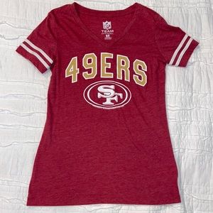 Womens 49ers tee